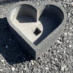 vaas_suda_tume-scaled